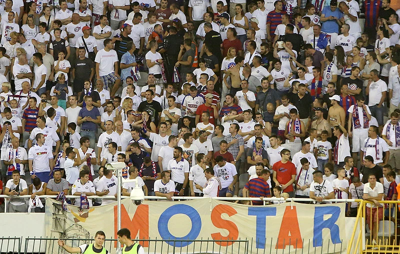 Torcida igračima: Ove sezone nema Hajdučkog srca!
