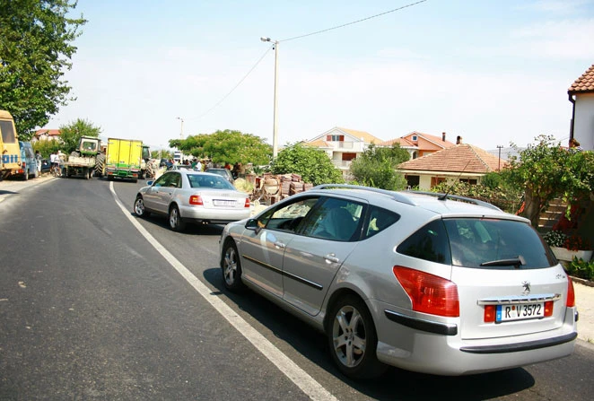 Poljoprivrednici prijete blokadom graničnog prijelaza