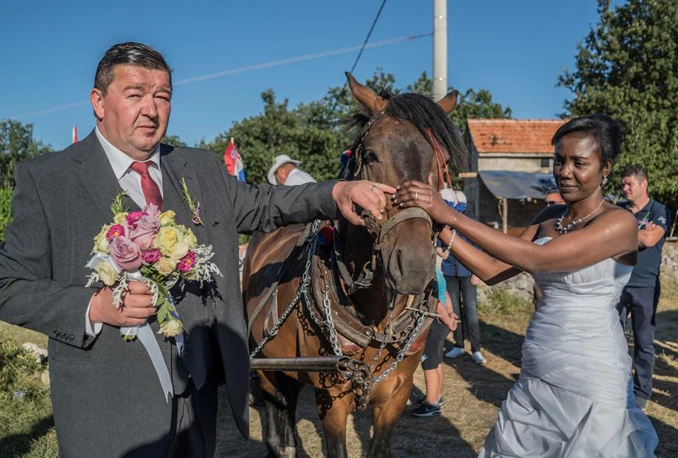 Proložac dobio nevjestu iz Konga