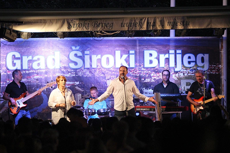 Široki Brijeg proslavio rođendan uz Dražena Zečića