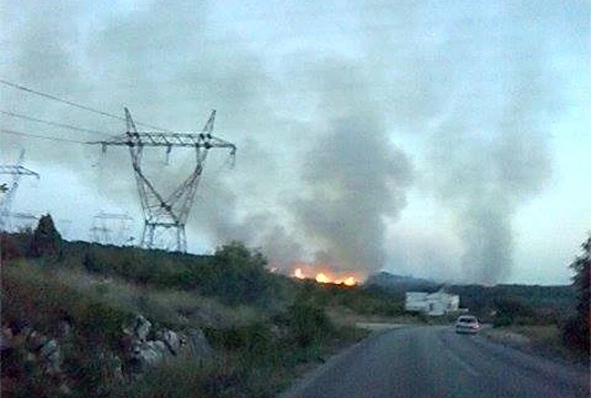 Vatrogasci na terenu: Gori trava i nisko raslinje na području Kruševa