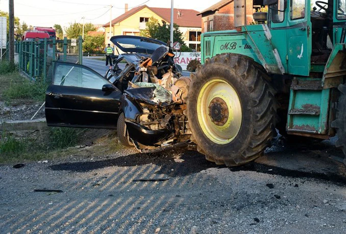 U prometnoj nesreći  poginulo više osoba