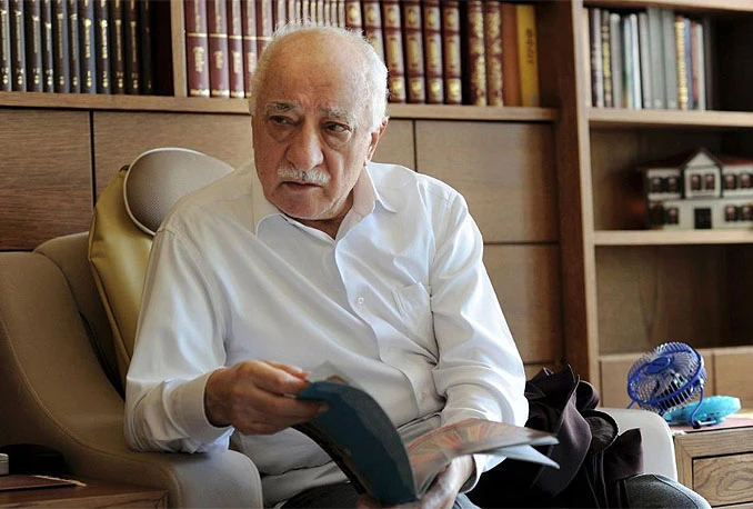 Izdana tjeralica za Gulenom nakon pokušaja puča