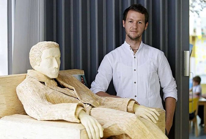 Nevjerojatno: Pogledajte skulpture načinjene od 210.000 šibica!