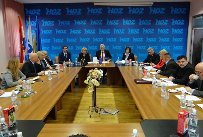 HDZ o sastanku: Dogovor u kafani poslije kojega ništa neće biti isto