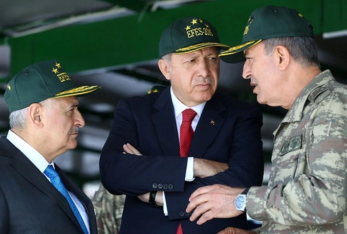 Erdogan: Neka EU i SAD gledaju svoja posla