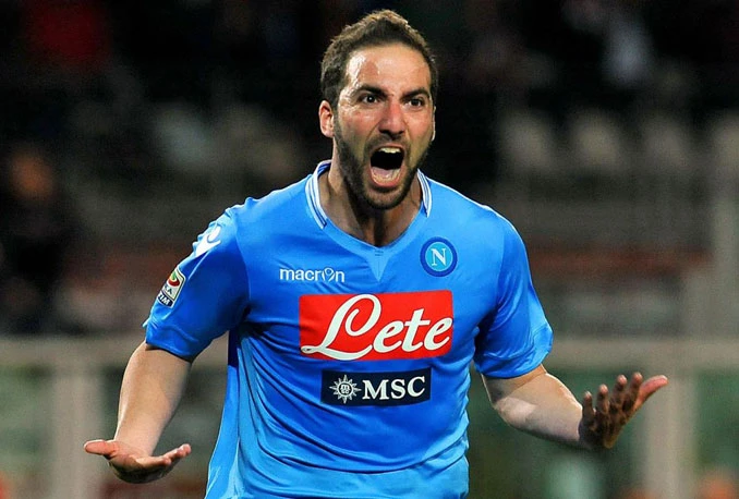 Higuain i službeno član Juventusa