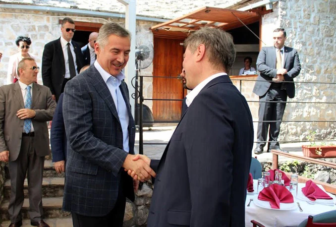Zvizdić sa Đukanovićem u Blagaju: Jačati regionalnu suradnju
