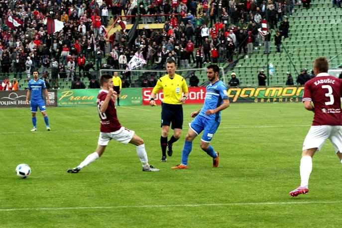 Za početak, Vječni derbi na Grbavici 