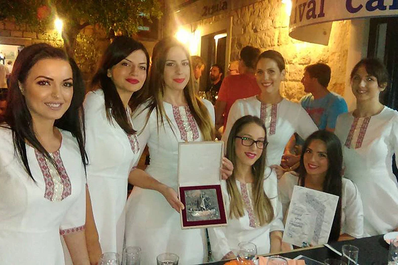 Klapi Drača drugo mjesto i Srebrni leut na jubilarnom 50. Festivalu u Omišu