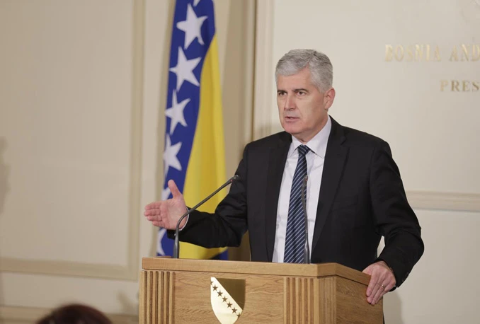 Nitko nema pravo igrati se rokovima u BiH