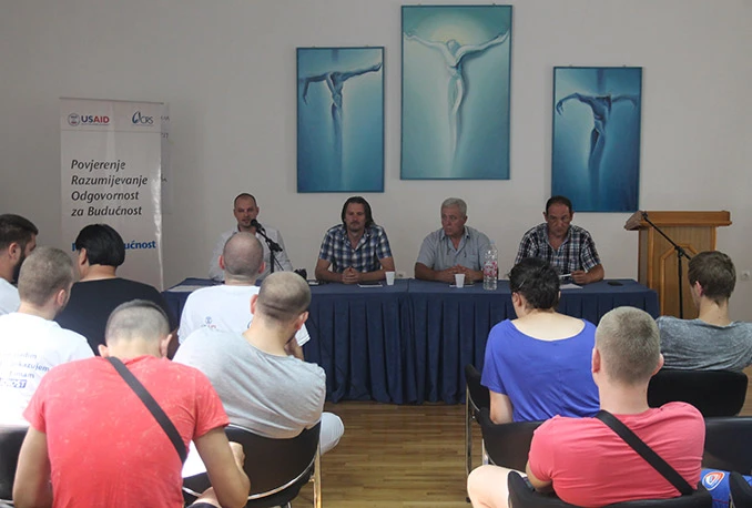 Poruka bivših logoraša: Razgovarajmo jedni s drugima, jedino tako mogu pasti zidovi oko nas