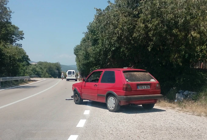 Sudar Golfa i Caddyja na cesti Mostar-Široki Brijeg