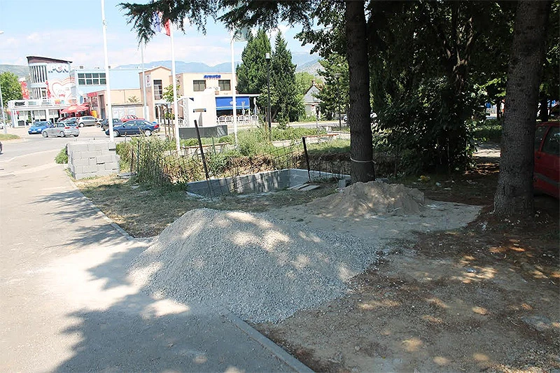 Misteriozna rupa dobila namjenu: Gradi se jama za oborinske vode