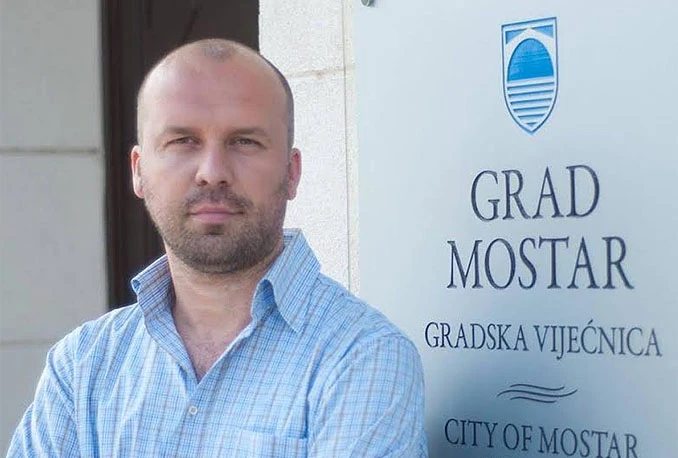 ''SDA i HDZ BiH sporazumno šute o mostarskom nesporazumu''