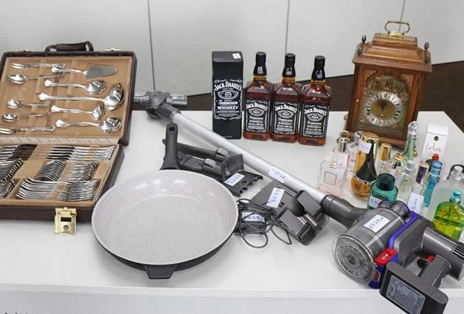 Bosanci po Njemačkoj krali alkohol, satove, nakit, bijelu tehniku ...