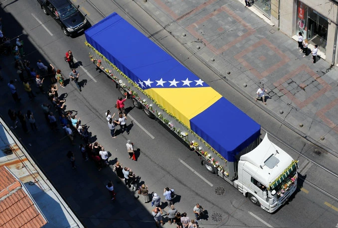 Tijela 127 žrtava genocida ispraćena prema Srebrenici