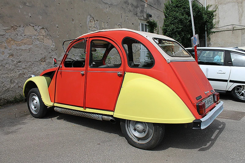 Skup oldtimera u Livnu
