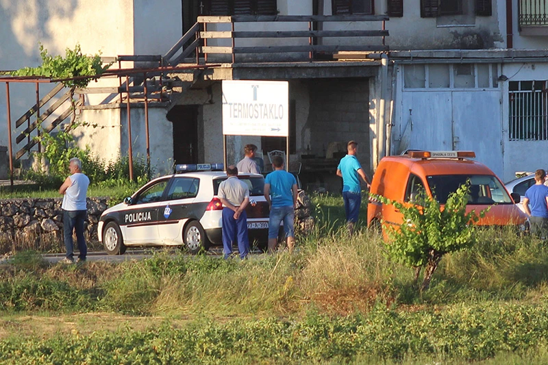 U Kočerinu poginuo motociklist iz Gruda