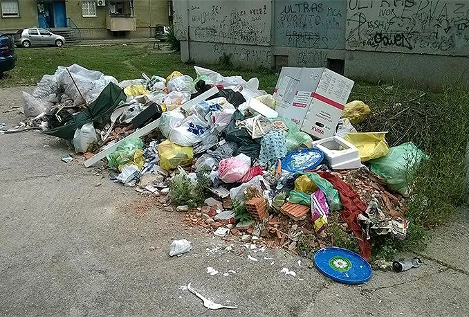 Mostar: Stanari od smrada i štakora ne mogu ostati, nadležni prebacuju odgovornost