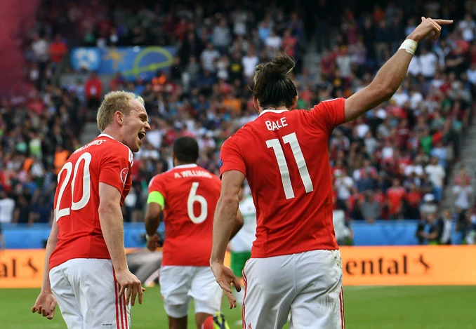 McAuley autogolom odveo Wales u četvrtfinale EP-a