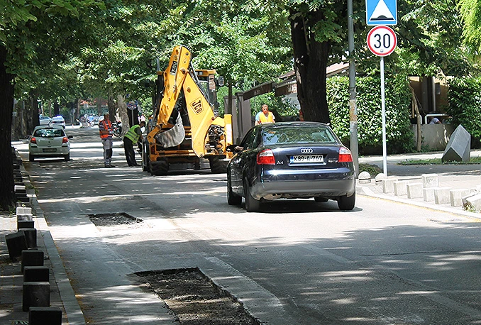 Krpe se mostarske rupe