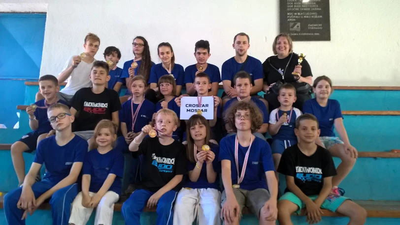 Četiri zlata i 18 medalja za Cro Star u Zadru