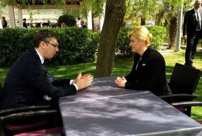 Grabar Kitarović i Vučić se sastaju u blizini Vukovara