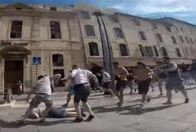 Francuzi izbacuju ruske navijače iz zemlje
