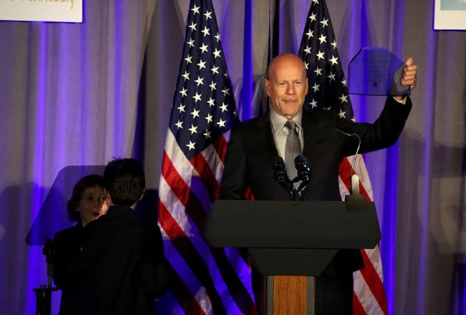 Kako su Willis i Biden prestali mucati