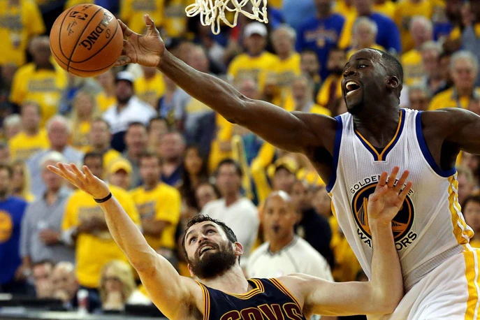 Warriorsi razbili Cleveland i poveli s 2-0