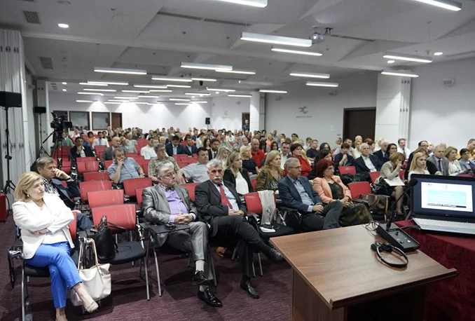 Neum: Suci i tužitelji regije o borbi protiv organiziranog kriminala