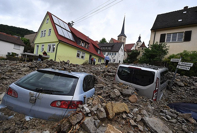 Poplave odnose živote, šteta se procjenjuje u milijunima