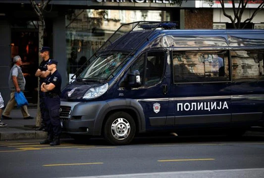 U tučnjavi Delija i Grobara demoliran kafić