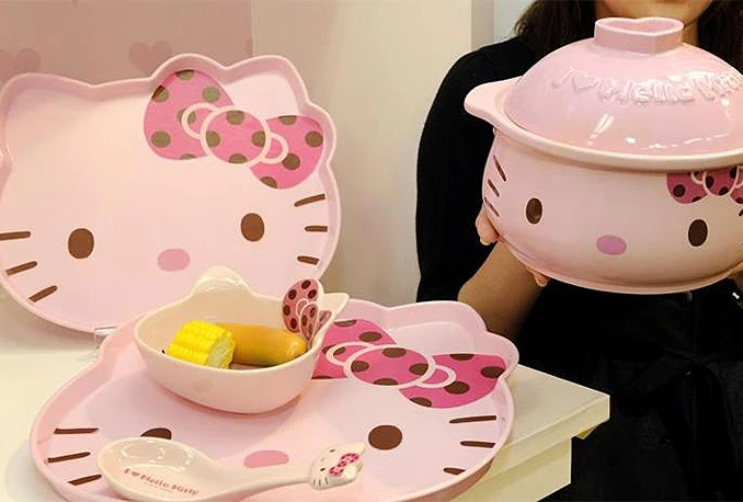 Posuđe "Minni Mouse" i "Hello Kitty" povučeno zbog prisutnosti teških metala