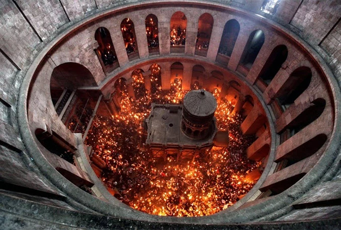 Počela obnova Isusovog groba