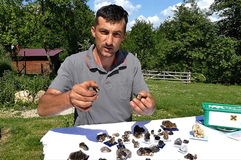 Stranci traže kristale po Busovači iako im zakon to brani