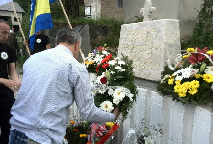 Otkriveno spomen obilježje prvom poginulom maloljetnom borcu na području Konjica