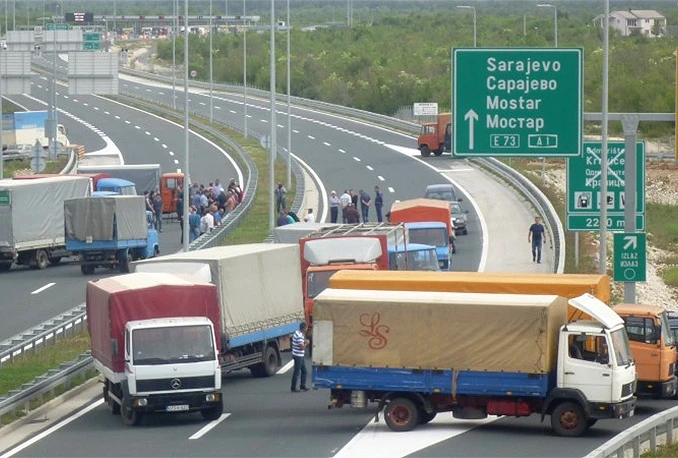 Zabranjeno prosvjedovanje na prometnicama u Federaciji!