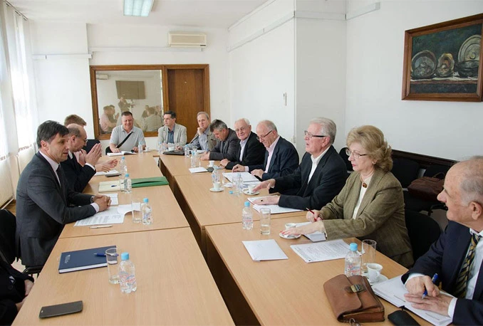 Minus s mirovinama bit će riješen za godinu dana
