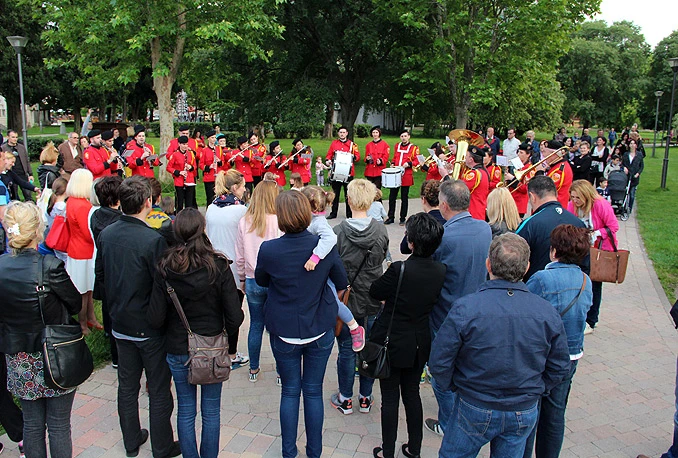 Rođendanski koncert Hrvatske glazbe Mostar na otvorenom