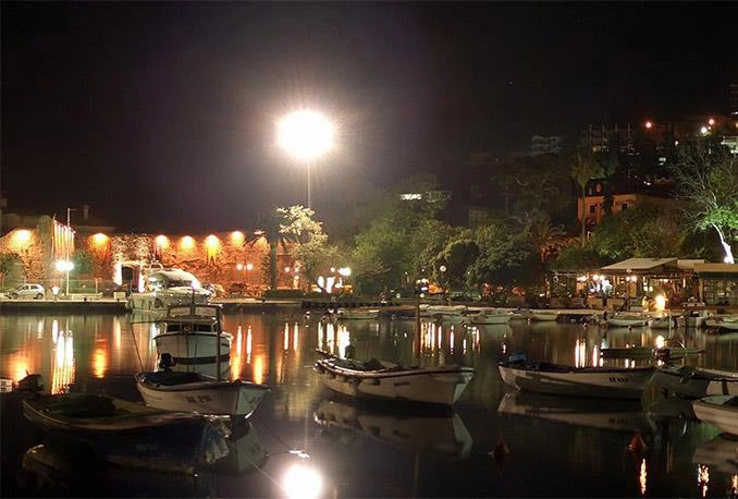Crnogorci planiraju od turizma zaraditi milijardu eura