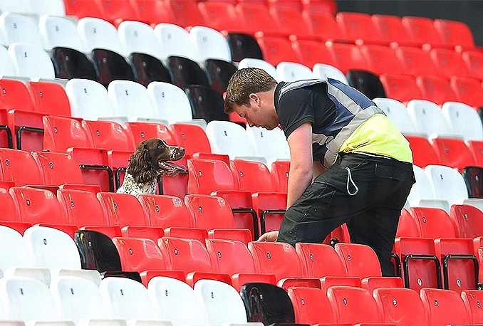 Sumnjivi paket na stadionu: Otkazan dvoboj na Old Traffordu