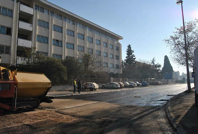 236 milijuna KM: Stranci nam krpe ceste