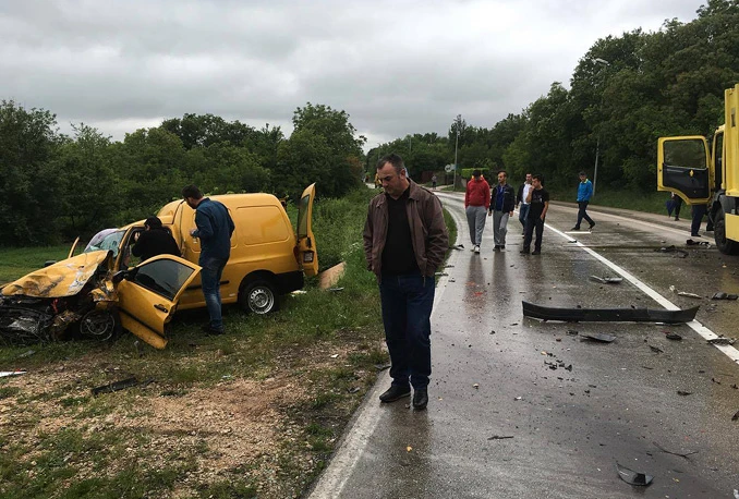 Polog: Sudar Caddyja i smetlarskog kamiona, ozlijeđena jedna osoba