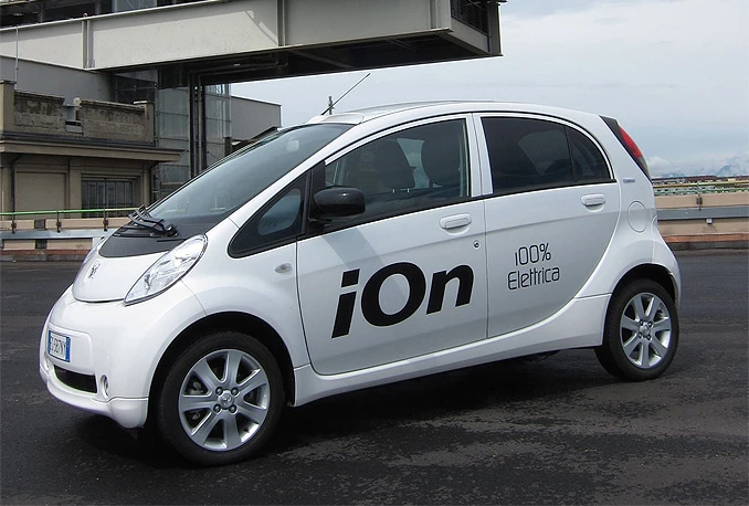 Francuzi i Kinezi najavili platformu električnih automobila