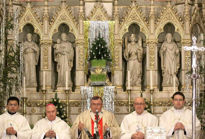 Kardinal Puljić: Žene nemojte isprobavati muškarce prije braka da ne postanete štrace!