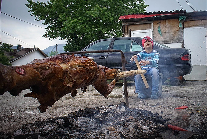 Slavlje bh. Roma: Proslava Đurđevdana uz pjesmu, janje i jorgovan