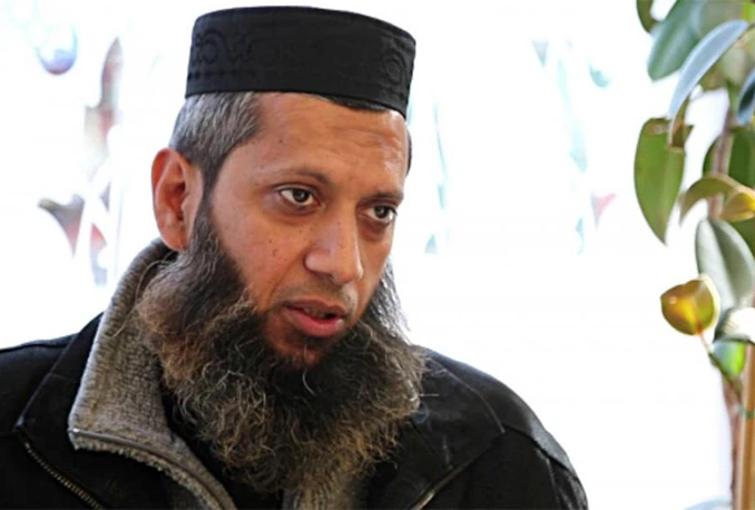 Imam traži ispriku od Davida Camerona