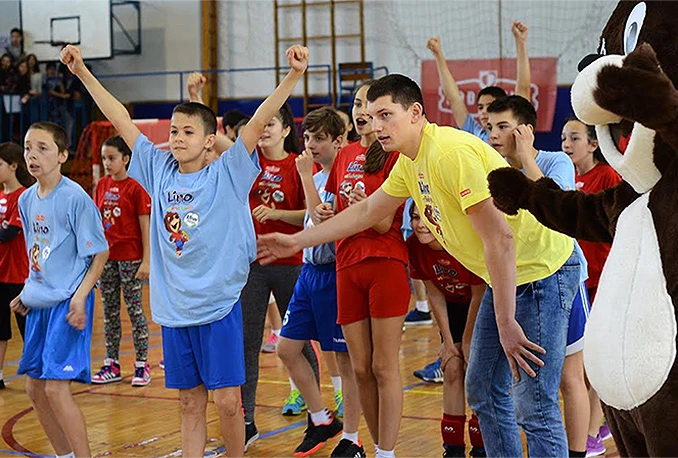 Banjalučani plesali uz himnu Lino višebojca